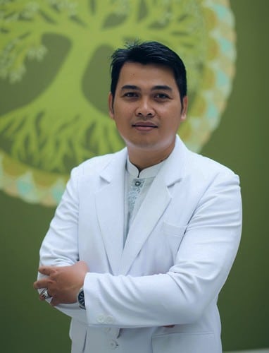 Tony Liem_Rehab Program Bali_Kolonial House_Power of now oasiss-Recovery-and-Rehabilitation-Yoga-and-Meditation-Power-Of-Now-Oasis